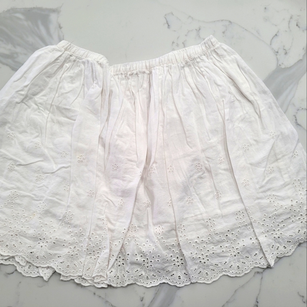 Girls eyelet skirt